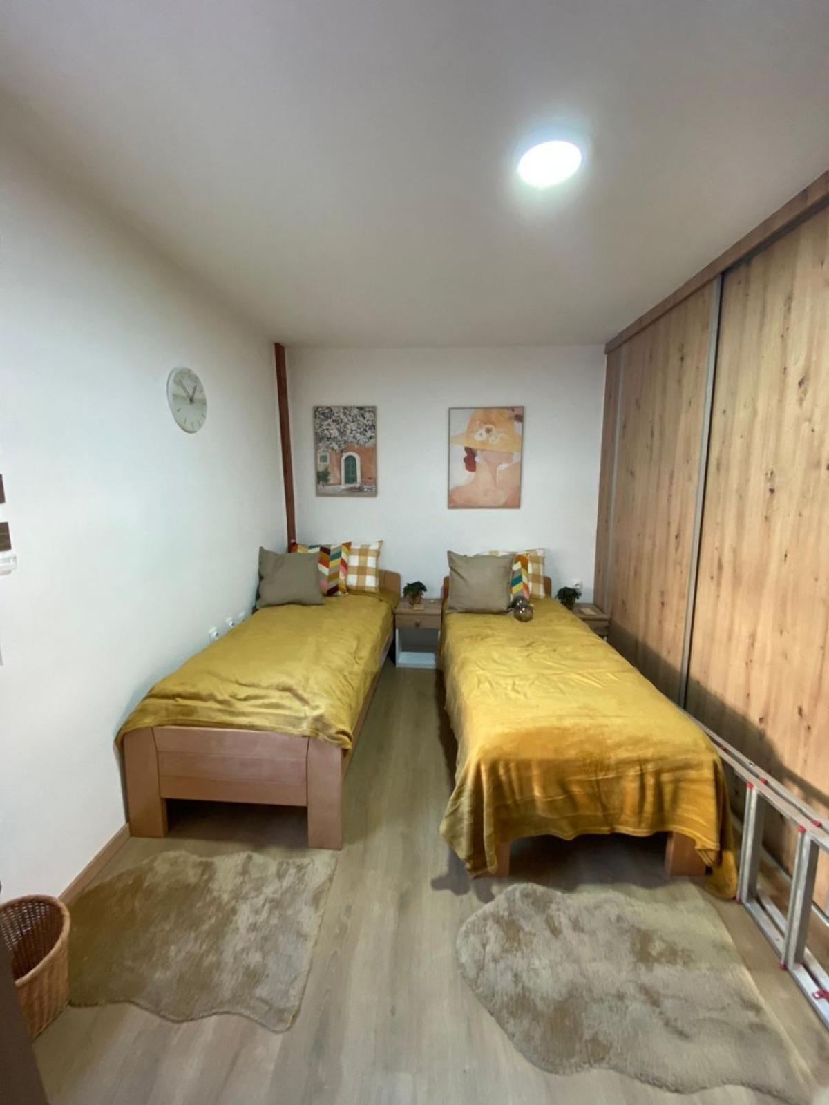 Apartamento Kapetan-Misa Belgrado Exterior foto